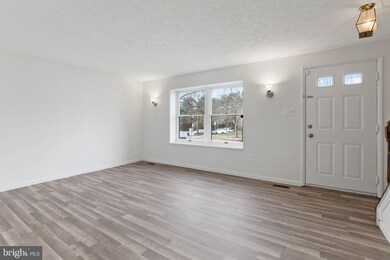 9316 Cross Timbers Ct, Laurel, MD 20723 - photo 5