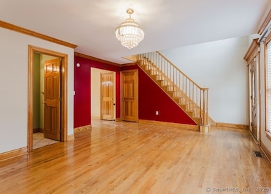 32 Marshall Ave, Trumbull, CT 06611 - photo 5