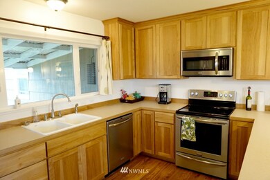 unlisted-address, Everett, WA 98201 - photo 6