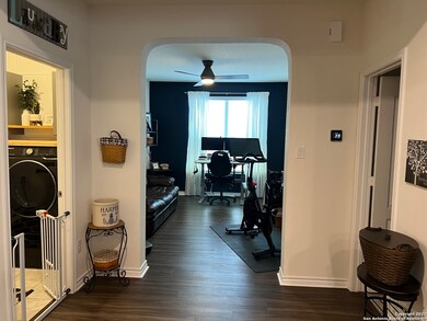 11204 Hill Top Bend, Helotes, TX 78023 - photo 6