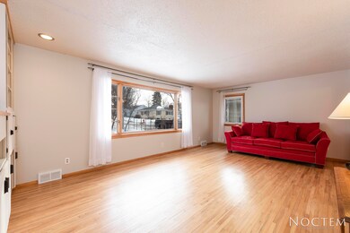 1214 N 2nd St-6