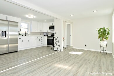 3350 W Crescent Ave, Waukegan, IL 60085 - photo 7