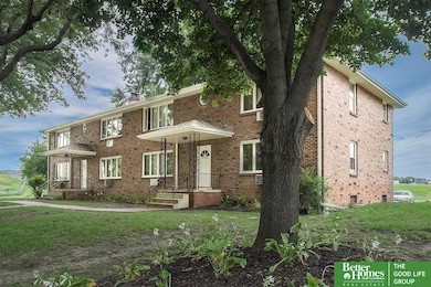 3758 S 82nd St, Omaha, NE 68124 - photo 2