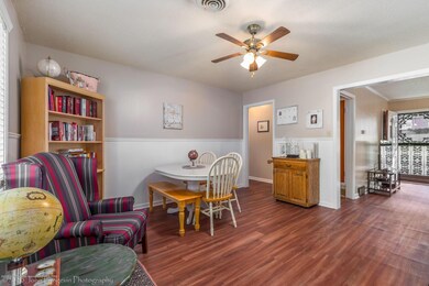 2641 Williamsburg Lane-Interior-3