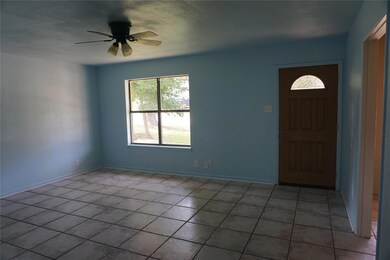 1624 W Parnell St, Denison, TX 75020 - photo 4
