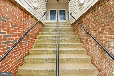 25219 Briargate Terrace, Chantilly, VA 20152 - photo 3