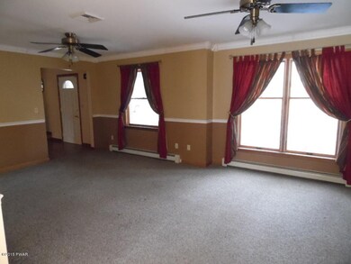 116 Oak Ridge Dr, Milford, PA 18337 - photo 4