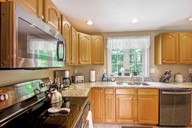 9 Zachary's Crossing, Salem, NH 03079 - photo 6