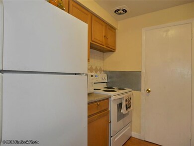 29 Woodbine St unit A6, Pawtucket, RI 02860 - photo 7