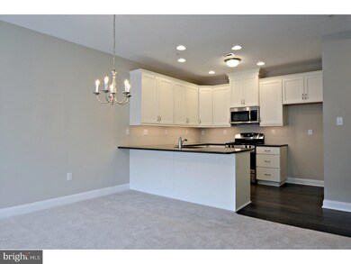 760 W 2nd St, Lansdale, PA 19446 - photo 3