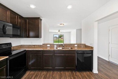 261 Rue Labonne Rd, Fort Myers, FL 33913 - photo 2