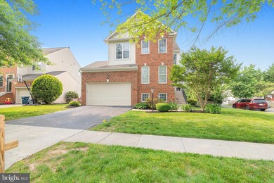 43483 Mink Meadows St, Chantilly, VA 20152 - photo 2