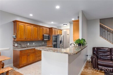 123 S Willow Brook Dr, Asheville, NC 28806 - photo 6