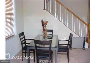 22721 Settlers Trail Terrace unit 11, Ashburn, VA 20148 - photo 2