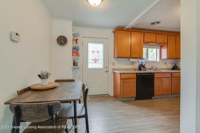 2600 Maplewood Ave, Lansing, MI 48910 - photo 5