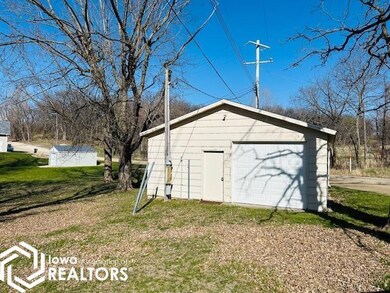 162 Center Point Dr, Union, IA 50171 - photo 3