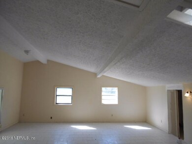 5753 Hyde Park Cir, Jacksonville, FL 32210 - photo 6