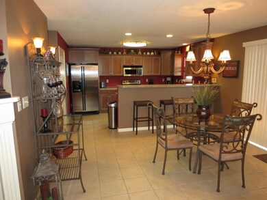 Dining to Kitchen 1