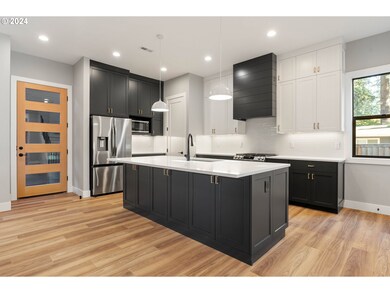 5759 SW Washington Ct, Lake Oswego, OR 97035 - photo 7