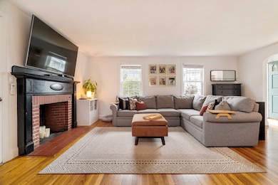 19 Trenton St, Melrose, MA 02176 - photo 7