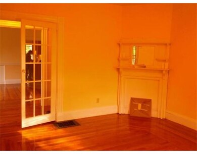 574 Grove St, Newton Lower Falls, MA 02462 - photo 3