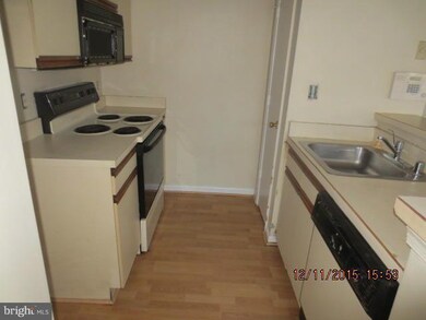 911 Westhaven Dr unit 202, Bowie, MD 20721 - photo 5