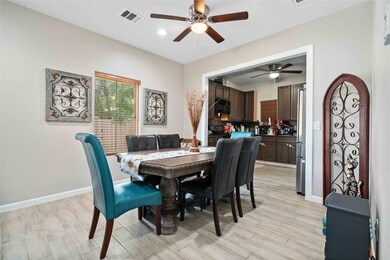 3915 Broyles St, Houston, TX 77026 - photo 7