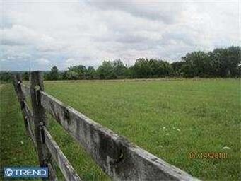 319 Swartley Rd, Hatfield, PA 19440 - photo 4