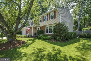 9803 Summerday Dr, Burke, VA 22015 - photo 3