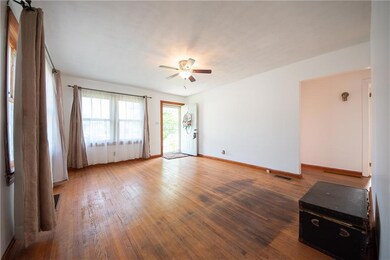 3013 14th St, Columbus, IN 47201 - photo 4