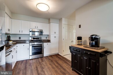 4015 Chetham Way, Woodbridge, VA 22192 - photo 3