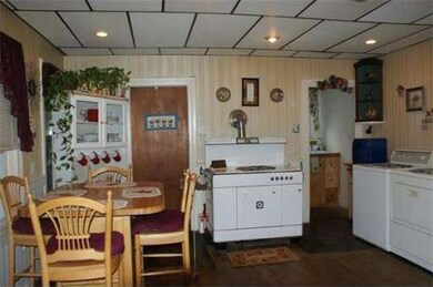 12 Kimball St, Haverhill, MA 01830 - photo 5