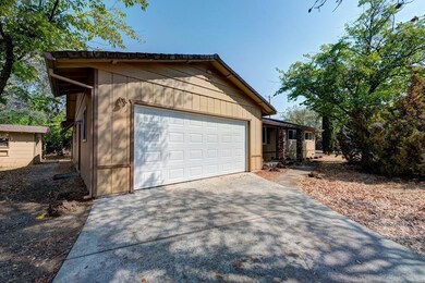2-Car garage