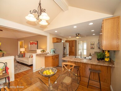 332 Blackberry Cir, Mount Washington, KY 40047 - photo 5