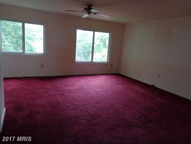 7003 Cipriano Woods Ct, Lanham, MD 20706 - photo 2