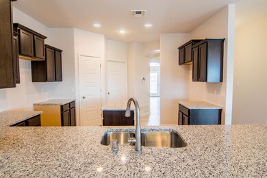 913 Muffleson St, El Paso, TX 79928 - photo 5