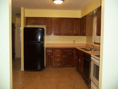 116 Epworth St, Worcester, MA 01610 - photo 4