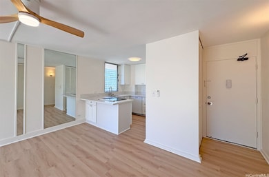 Summer Palace unit 908, Honolulu, HI 96814 - photo 3