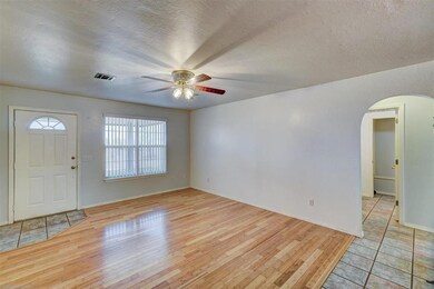 7133 NE Wolf Rd, Elgin, OK 73538 - photo 6