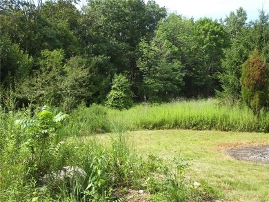 2153 Skyline Dr, Slatington, PA 18080 - photo 4