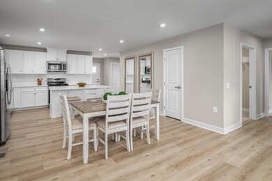 5111 Bentgrass Dr, Hempfield Township, PA 15601 - photo 7