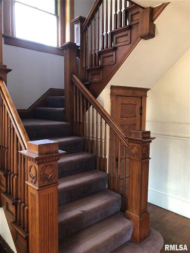 720 E High St, Davenport, IA 52803 - photo 6