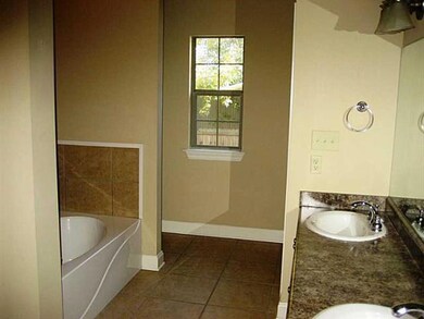Master Bath/Spa.