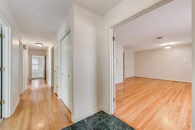 1215 Crestridge St, Ennis, TX 75119 - photo 2