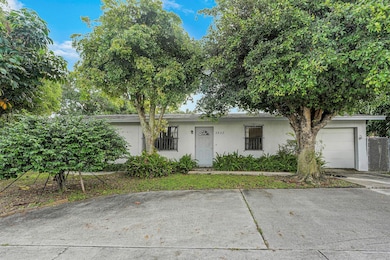 2822 Summit Blvd, West Palm Beach, FL 33406 - photo 2