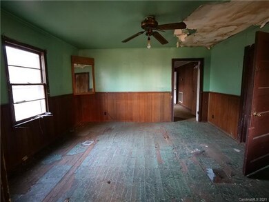 614 Armfield St, Statesville, NC 28677 - photo 5