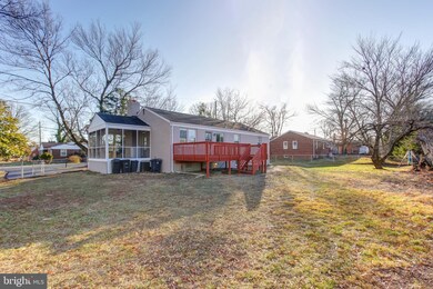 5806 Burgess Rd, District Heights, MD 20747 - photo 3