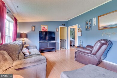 180 Warrior Dr, Bunker Hill, WV 25413 - photo 4