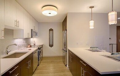 1 Canal St unit 811, Boston, MA 02114 - photo 2