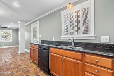 Kitchen 4
